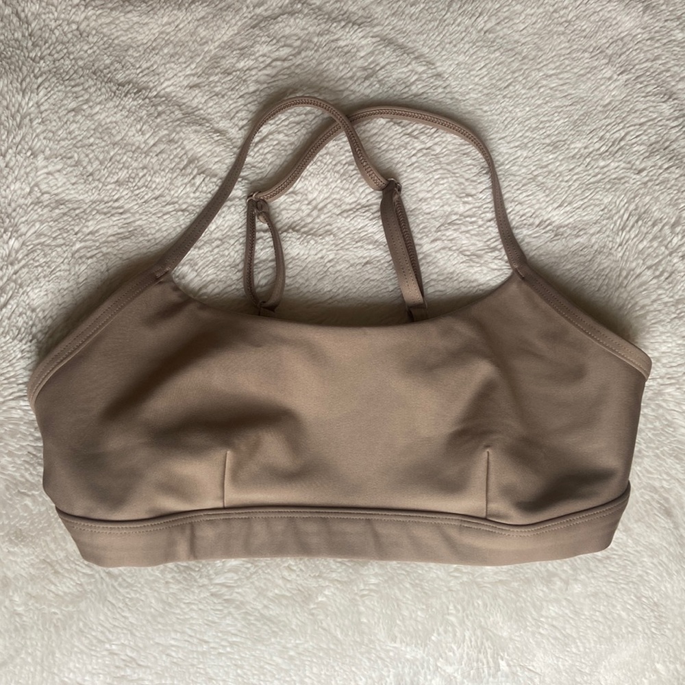 ALO Yoga Airlift Bra, Size XS, Color Gravelstone